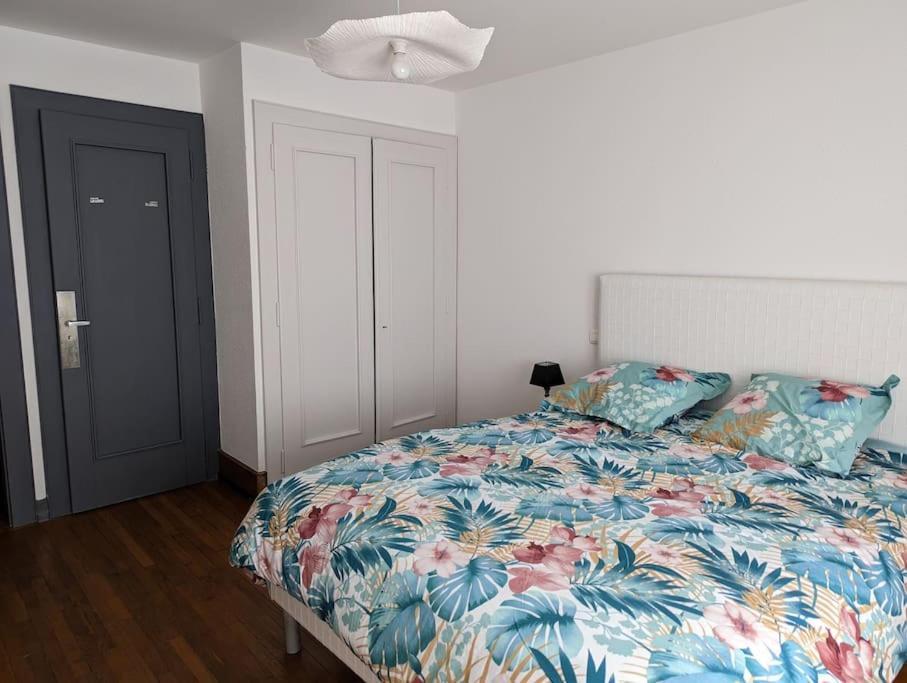 Appartement Plein Centre Saint Die Des Vosges Extérieur photo