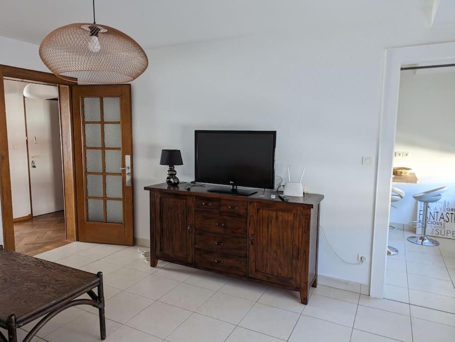Appartement Plein Centre Saint Die Des Vosges Extérieur photo
